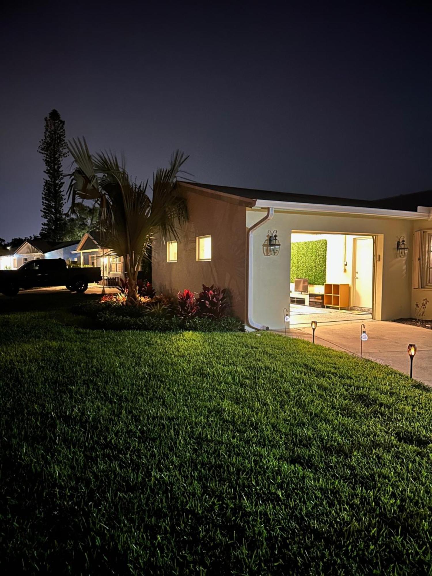 Freshly Remodeled 1970'S Single Story Villa Naples Luaran gambar